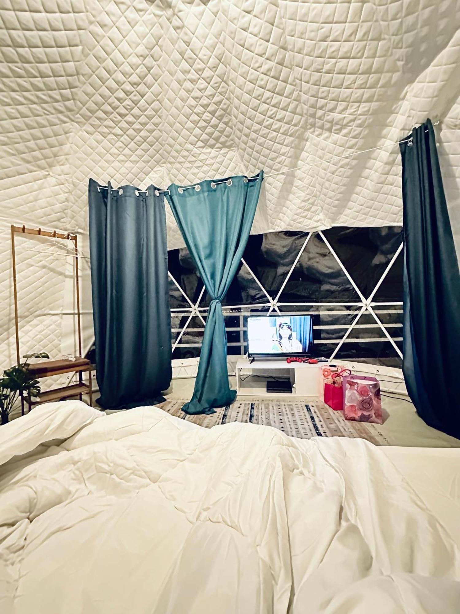 Hotel Gunung Medan Glamping & Cafe à Kangar Extérieur photo