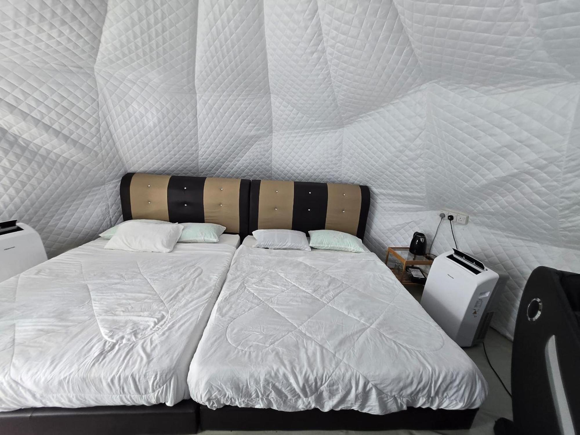 Hotel Gunung Medan Glamping & Cafe à Kangar Extérieur photo